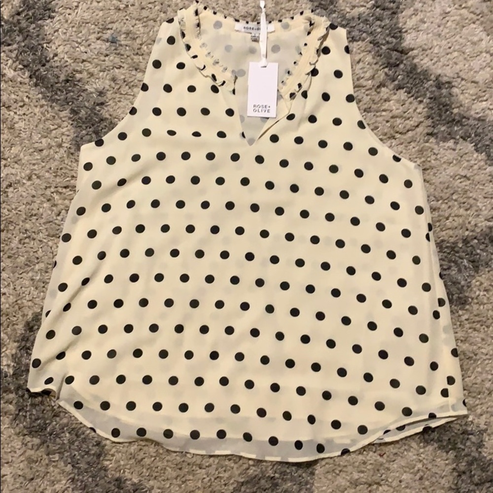 Women’s sleeveless blouse